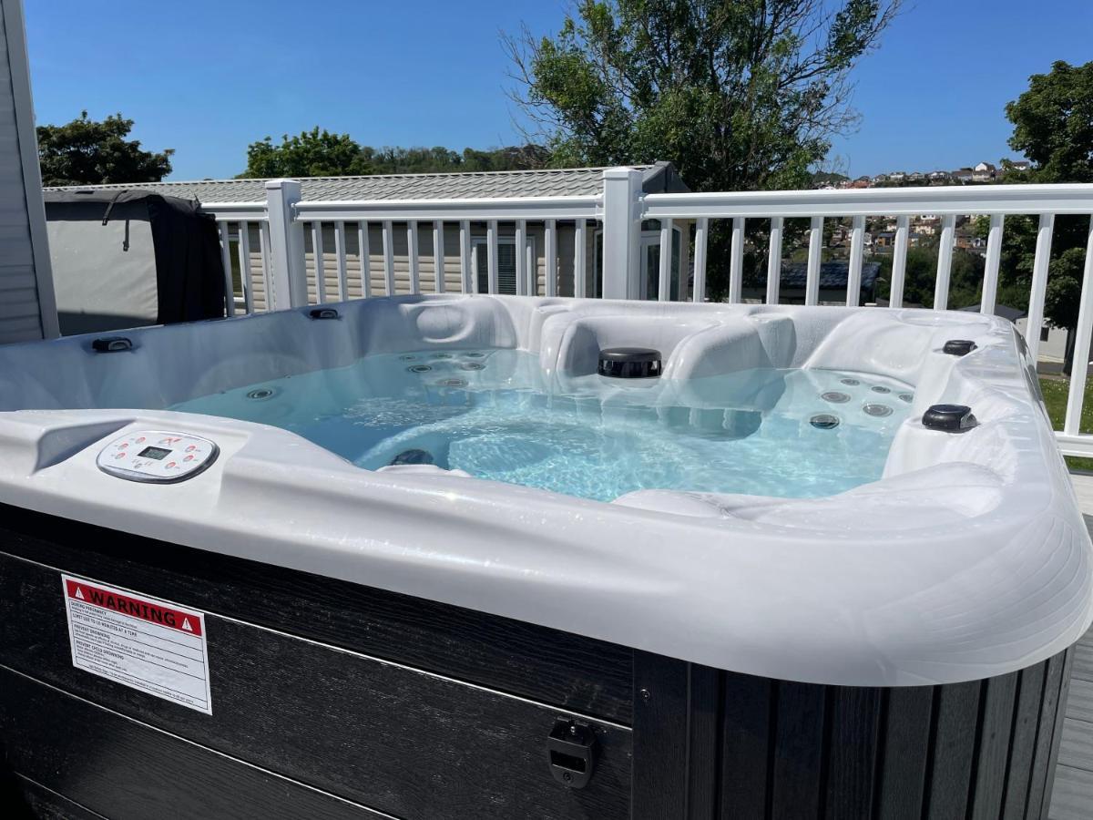 Hoburne Devon Bay - Hot Tub 2 Bed Paignton Hotel Exterior photo