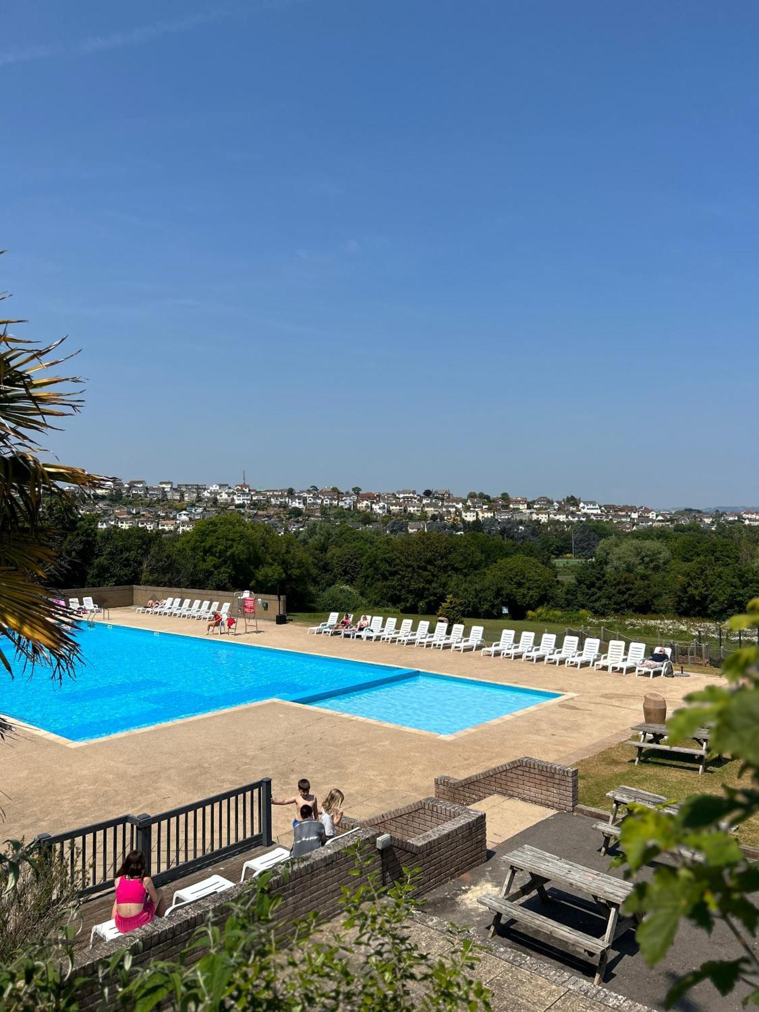 Hoburne Devon Bay - Hot Tub 2 Bed Paignton Hotel Exterior photo